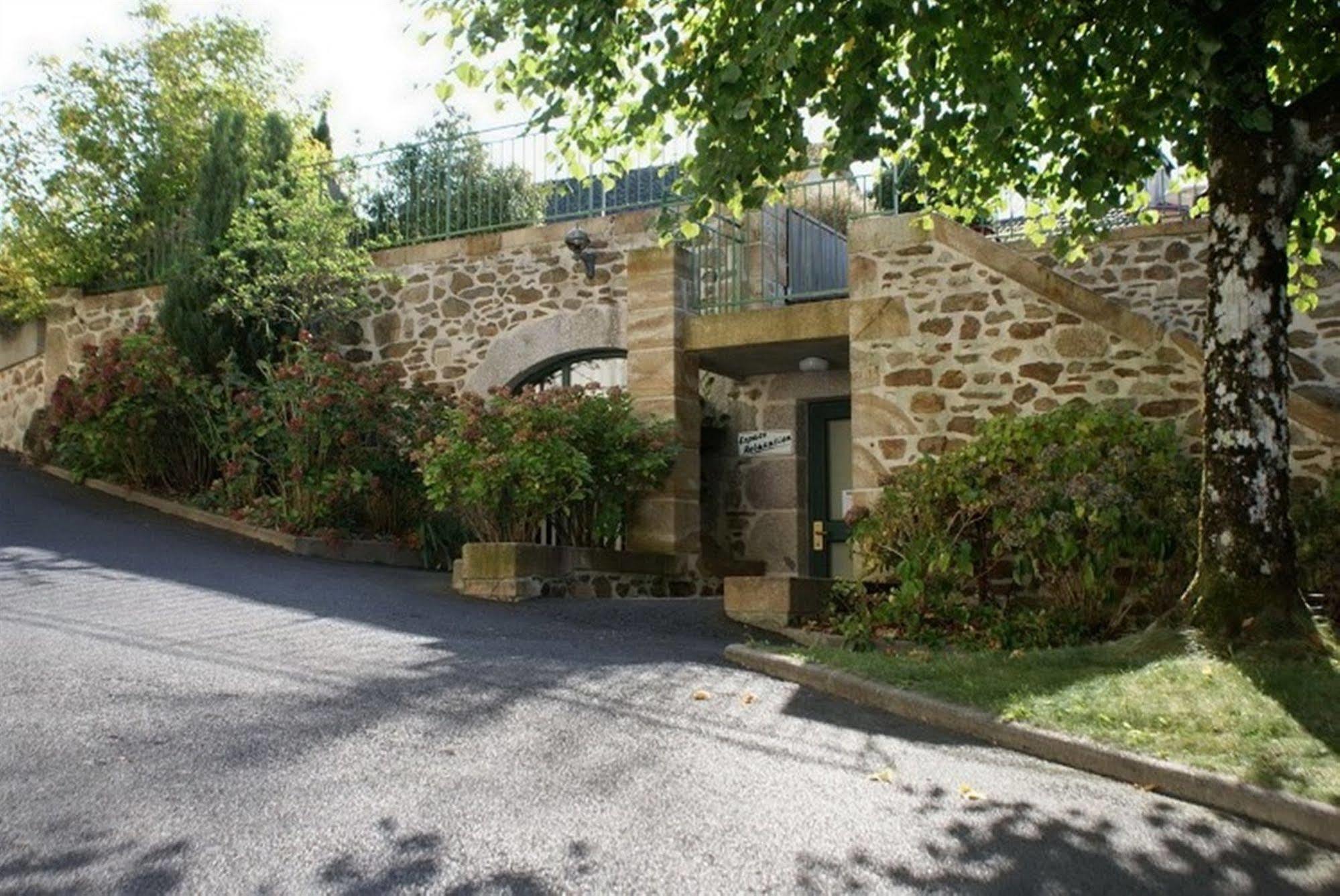 Auberge La Tomette, The Originals Relais Vitrac  ภายนอก รูปภาพ