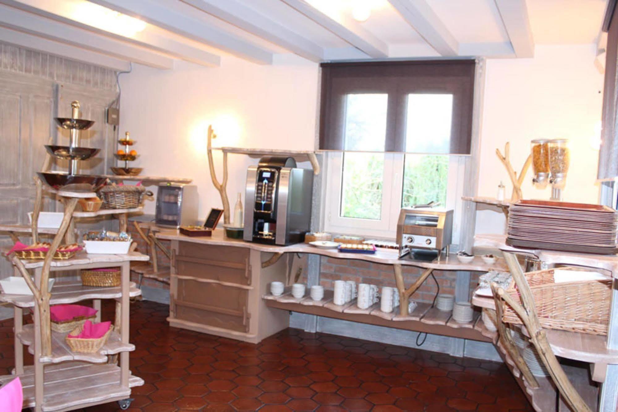 Auberge La Tomette, The Originals Relais Vitrac  ภายนอก รูปภาพ
